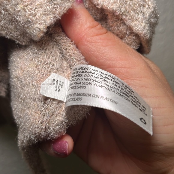 Knox Rose cream, colored, ultrasoft, cow, neck, sweater, size medium - Picture 5 of 8